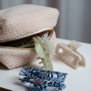 Trousse de toilette en polaire teddy