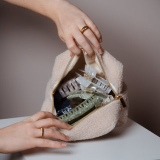 Trousse de toilette en polaire teddy