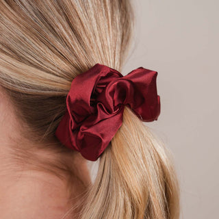 Elisabeth Scrunchie