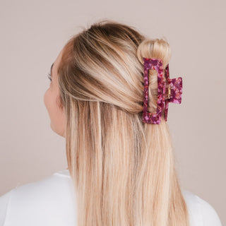 Hélène Pince à Cheveux