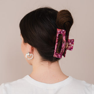 Hélène Pince à Cheveux