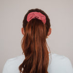 Claide Penélope Scrunchie Frisur - Bild 7