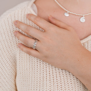 Leonie Ring