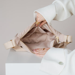 Sac bandoulière en velours côtelé beige