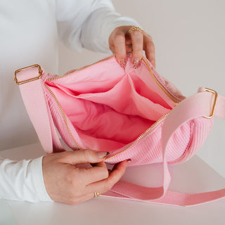 Sac bandoulière en velours côtelé rose
