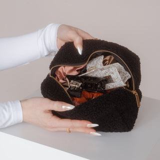 Trousse de toilette en polaire teddy