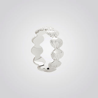 Leonie Ring